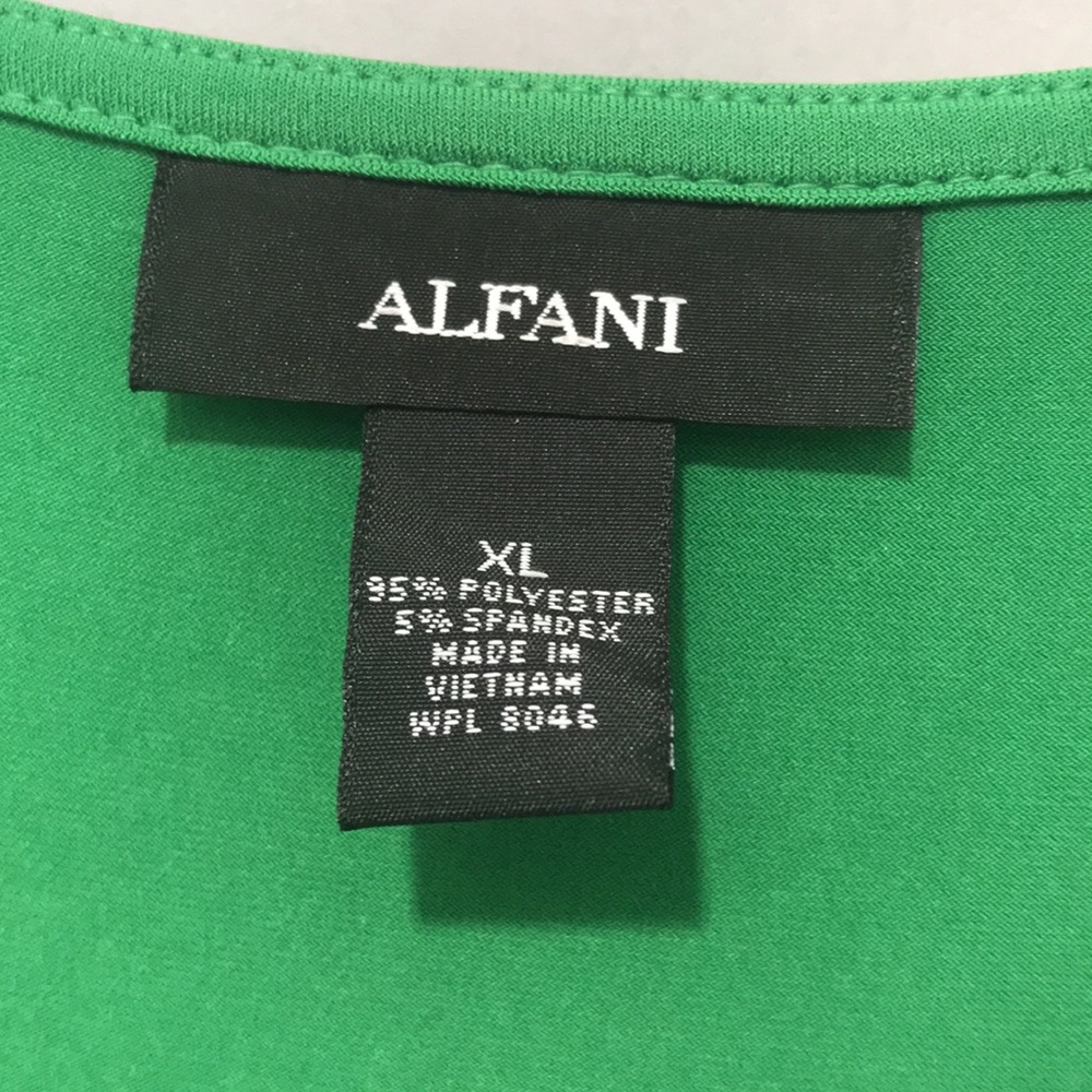 Alfani Women’s Green Top Size X-Large - Picture 2 of 4